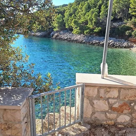 Secluded Fisherman's Cove Medvidina, Hvar - 23709 Feriehus Gdinj