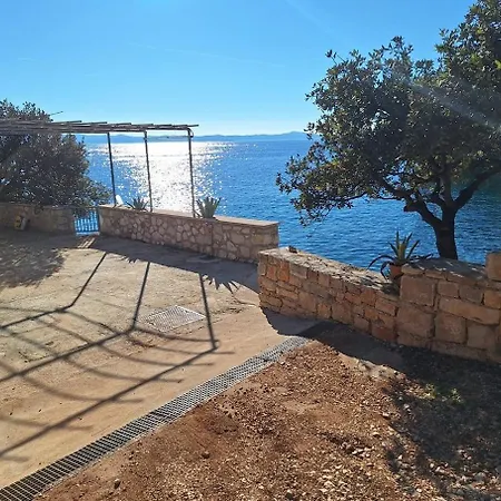 Secluded Fisherman's Cove Medvidina, Hvar - 23709
